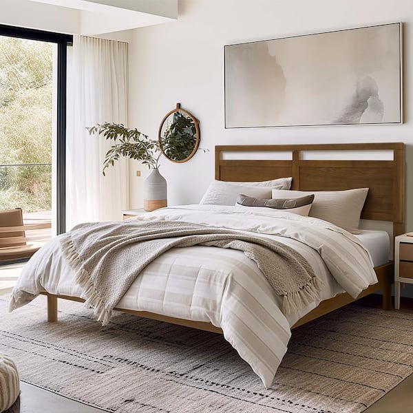 Double bed with wooden headboard discount