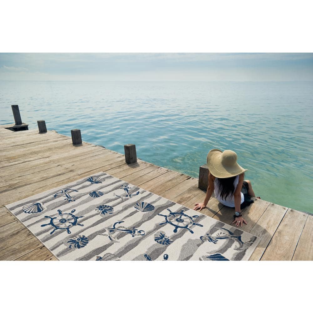 Lucia Ivory and Blue Seashore Tufted Rectangular Rug