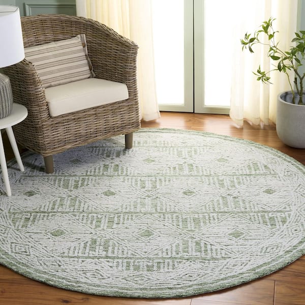 Pine 6 ft. ft. x 6 ft. Green/Ivory Tribal Round Rug