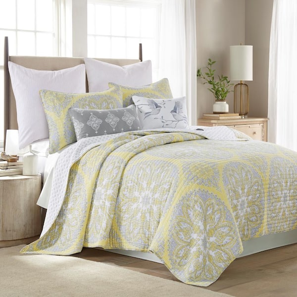 LEVTEX HOME Enzo 3-Piece Yellow, Grey Medallion Cotton Full/Queen