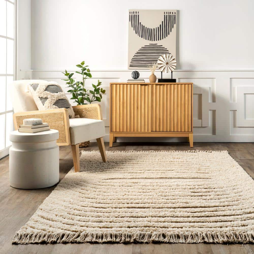 Ivory Hand-Tufted Wool and Cotton Shag Area Rug, 10' x 14'