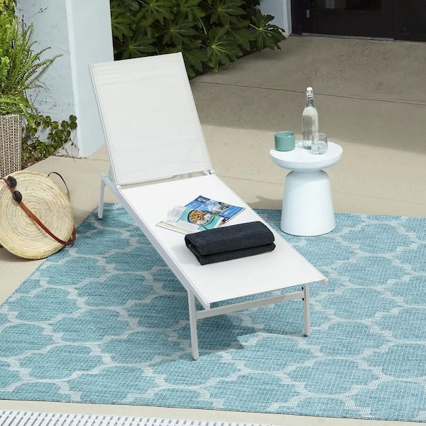White Textilene and Iron Outdoor Lounge Chair with Adjustable Backrest and Crossbars