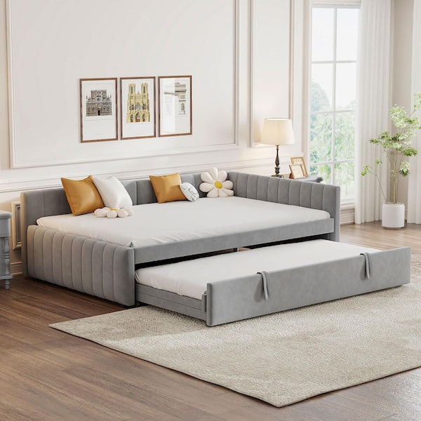 Gray Full Size Daybed with Twin Size Pop Up Trundle