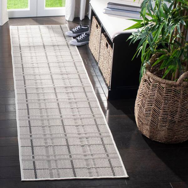 Bermuda Ivory/Gray 2 ft. x 6 ft. Machine Washable Latticework Geometric Indoor/Outdoor Runner Rug
