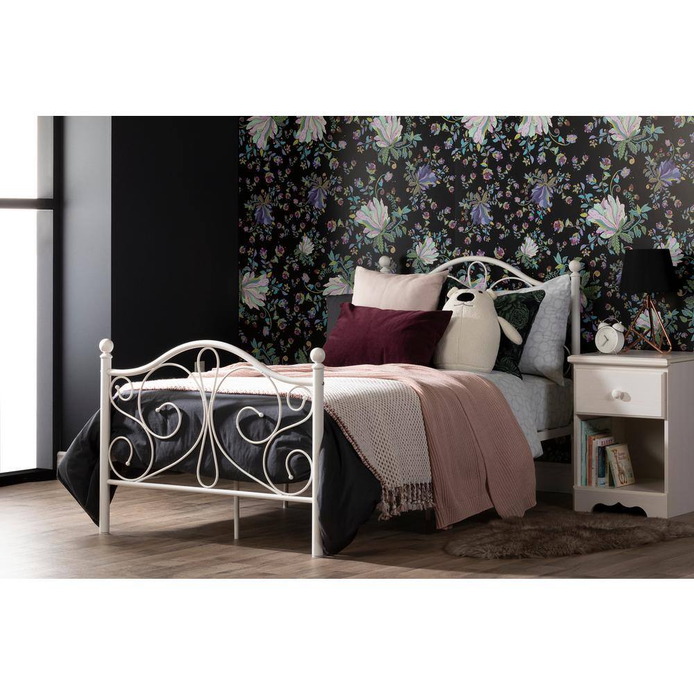 White Metal Full Bed Frame with Latticework Headboard