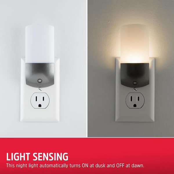 Sensing Night Light Plug in Incandescent Light Lighting w/ Auto Sensor UL Listed 