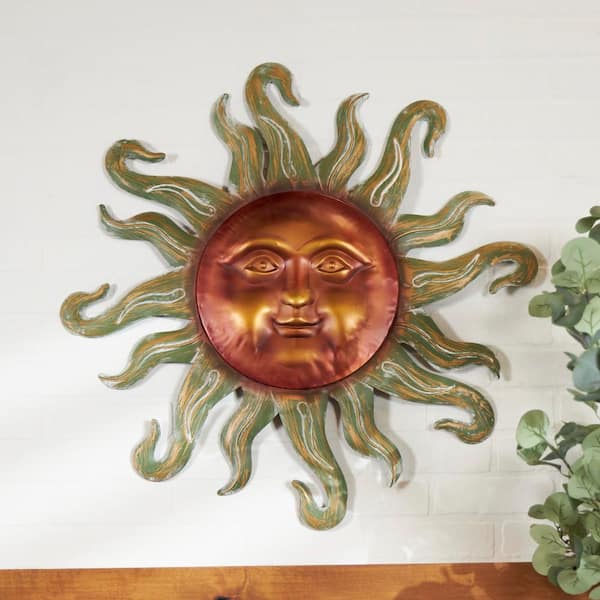Deco 79 Metal Sun and Moon Indoor Outdoor Wall Decor with Stars, 36 x 1 x  36, Gold