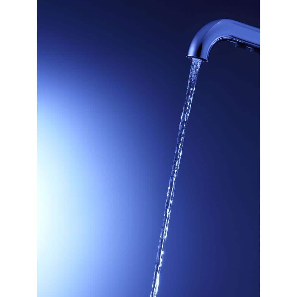 Sleek Stainless Steel Single-Handle Kitchen Faucet with Pull-Out Spray