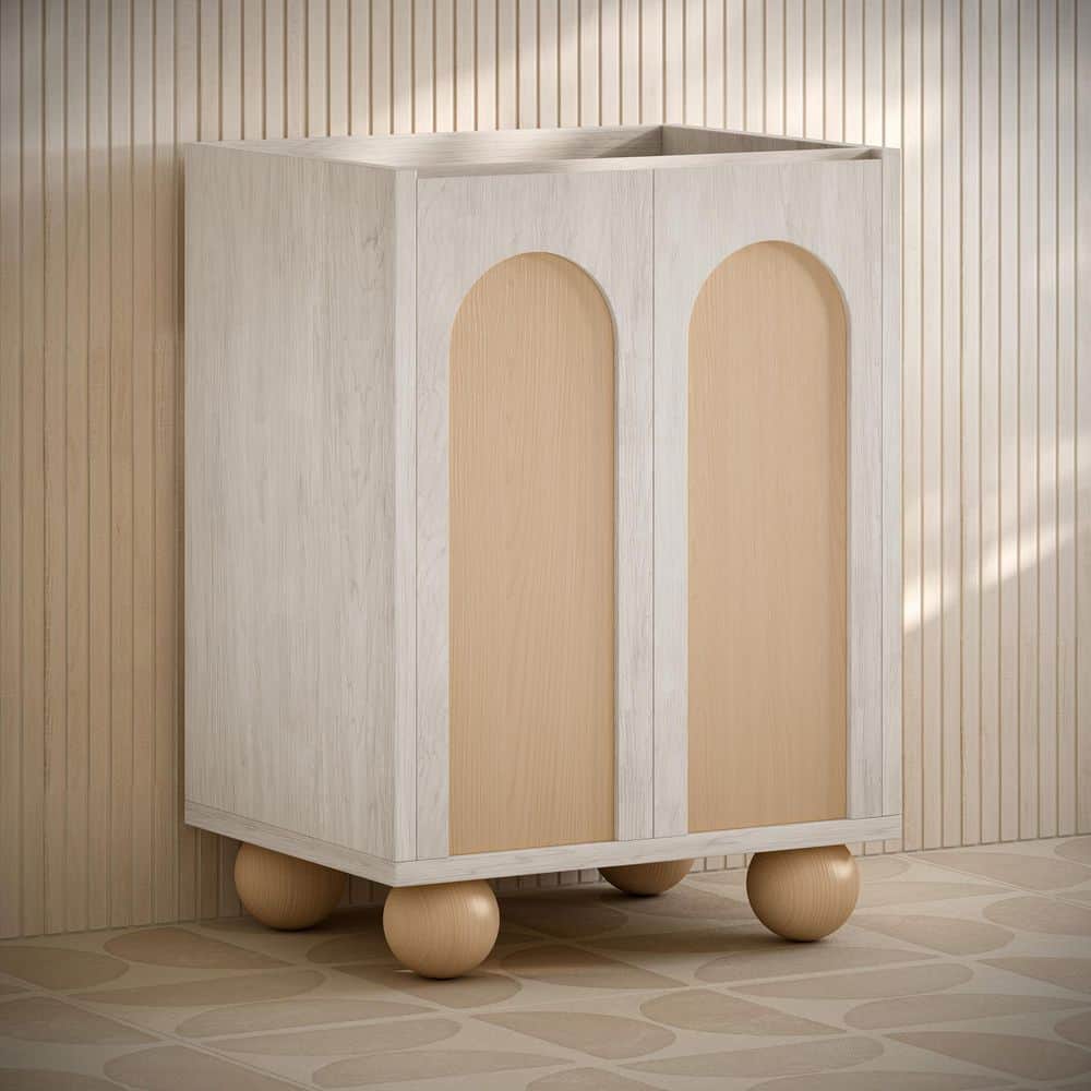 Plaisir 24" White Oak MDF Freestanding Bathroom Vanity with Ceramic Sink