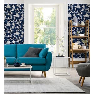 Chinoiserie Silhouette Navy Blue Peel and Stick Wallpaper (Covers 30.75 sq. ft.)