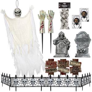 10-Pieces Spooky Outdoor Decorating Kit