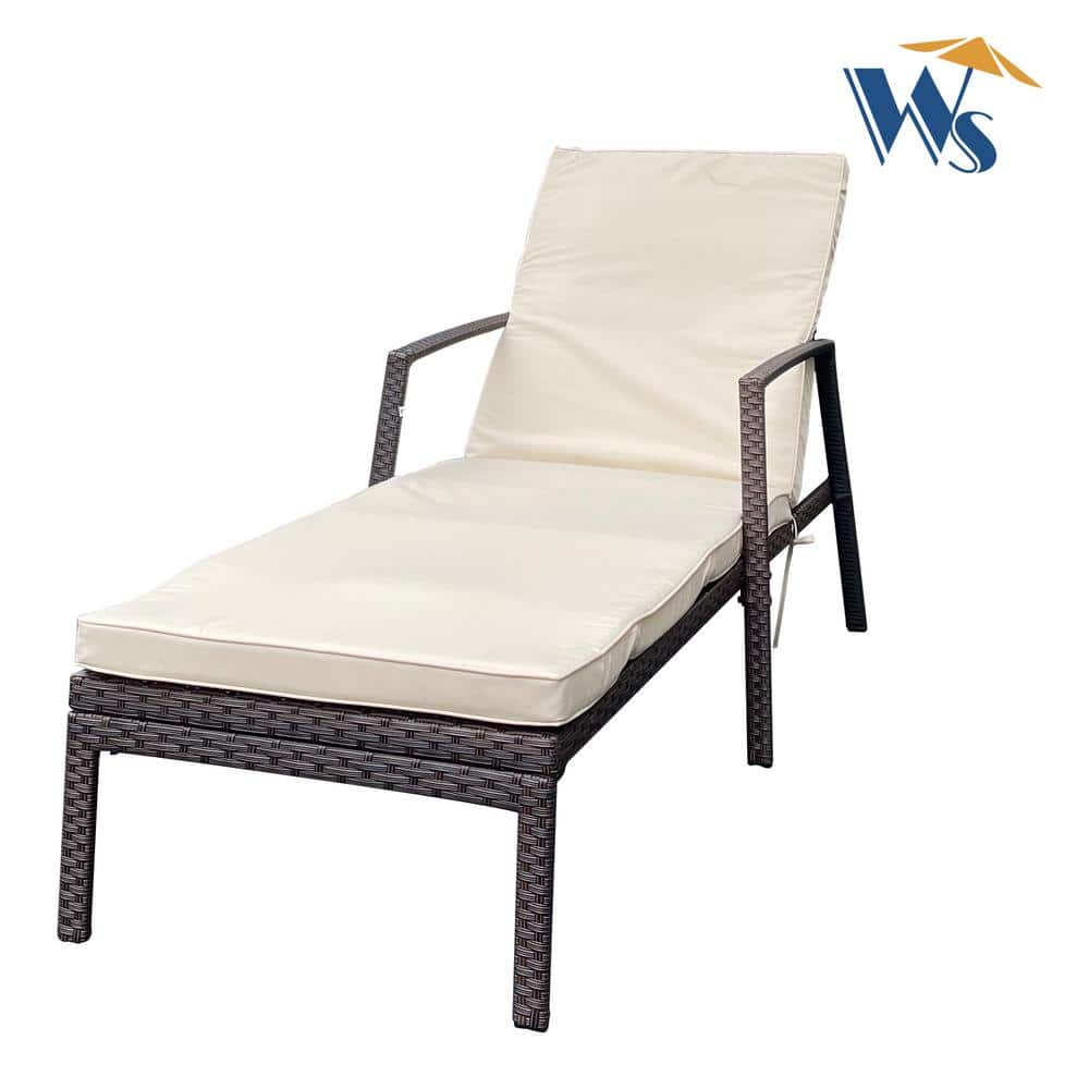Brown Rattan Wicker Outdoor Patio Lounge Chairs Patio Chaise Lounge Chair w