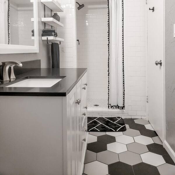 black white grey bathroom floors