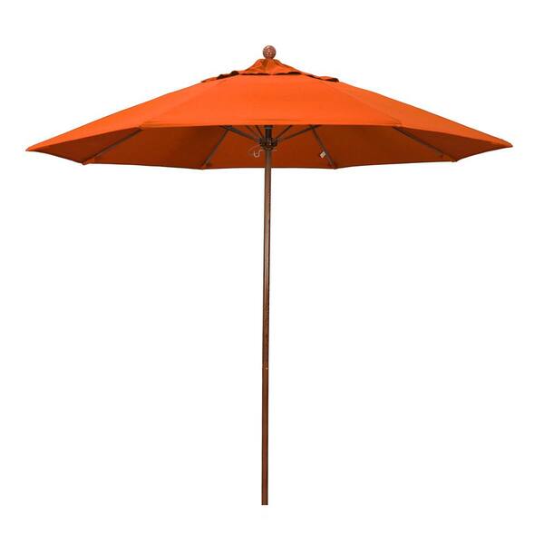 California Umbrella 9 ft. Woodgrain Aluminum Commercial Market Patio Umbrella Fiberglass Ribs and Push Lift in Melon Sunbrella
