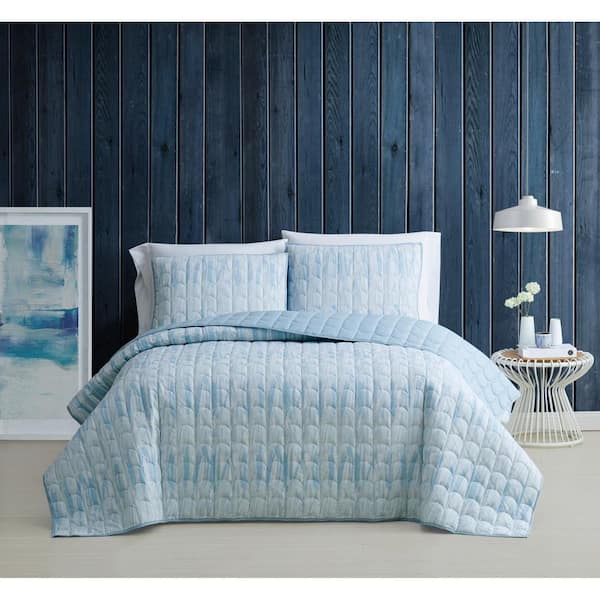 Brooklyn Loom Trevor Blue and White Cotton 3-Piece King Quilt Set