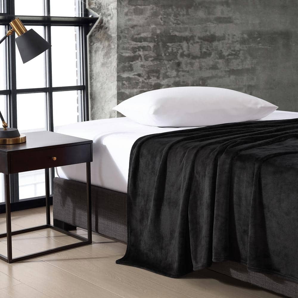 Twin Black Ultra Soft Fleece Blanket