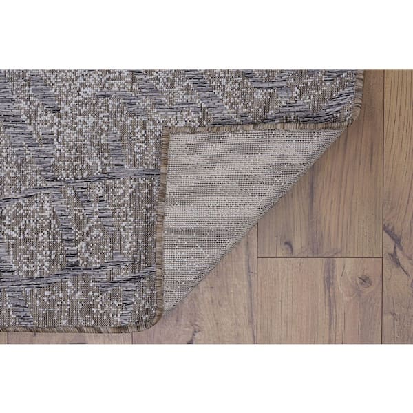 6.5 ft. x 9.5 ft. Gray Abstract Polypropylene Indoor/Outdoor Area Rug