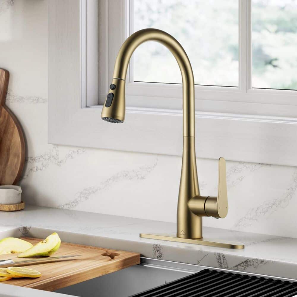 Brushed Gold Stainless Steel Pull-Out Spray Kitchen Faucet