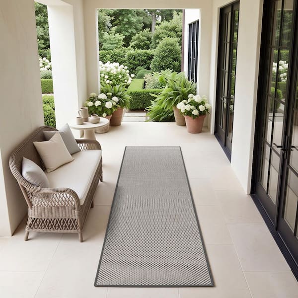 Courtyard Ivory/Charcoal 2 ft. x 10 ft. Solid Geometric Contemporary Runner Indoor/Outdoor Area Rug
