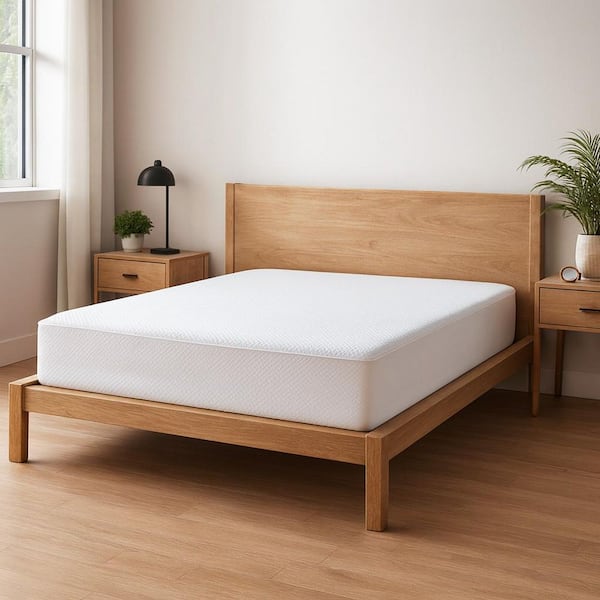 Basic Protector Queen Bamboo Tencel Fiber Dust-Mite-Repelling, Waterproof and Stain Resistant Protector 4-Piece