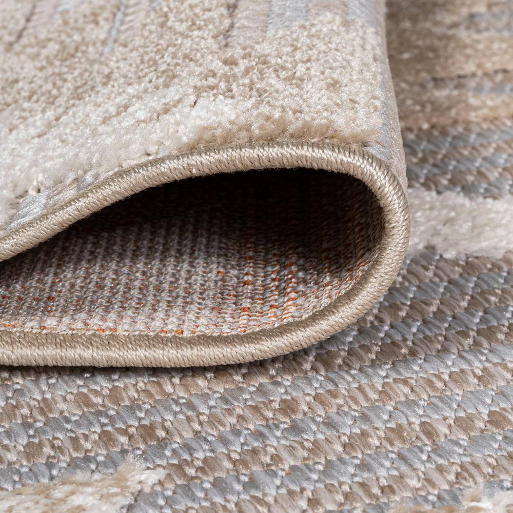 Sumak High-Low Pile Beige and Gray Geometric Area Rug