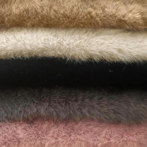 Luxe Faux Rabbit Fur Rectangular Rug 3' X 5' - Black Luxe Faux Rabbit Fur Rectangular Rug 3' X 5' - Black