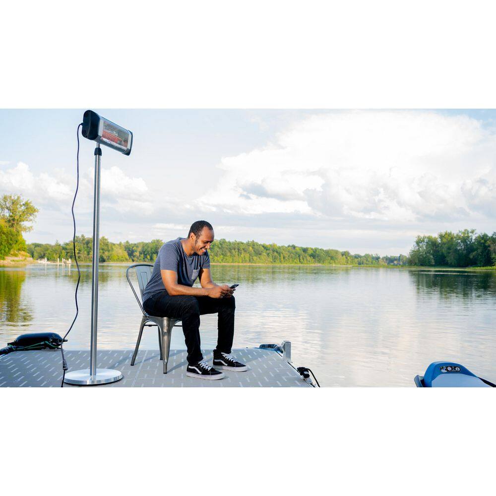 Silver Infrared Electric Pole Mounted Outdoor Heater with Remote