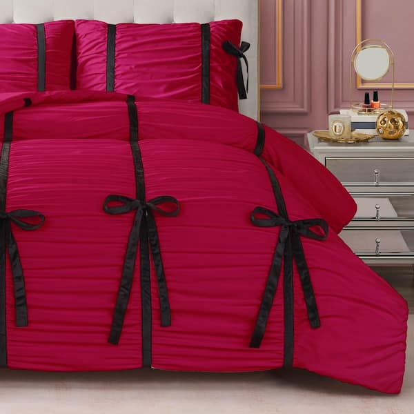 Amelie Bows 3-Piece Hot Pink Novelty Microfiber Full/Queen Comforter Set