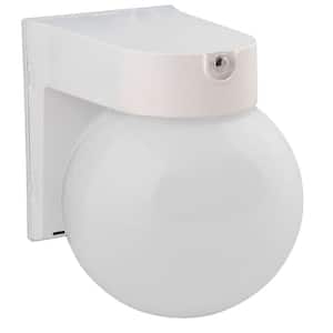 Globe Porch SLR White Outdoor Wall Lantern Sconce