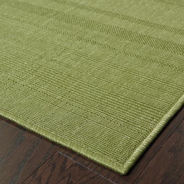 Green 9 ft. x 13 ft. Loomed Polypropylene Rectangle Indoor/Outdoor Area Rug