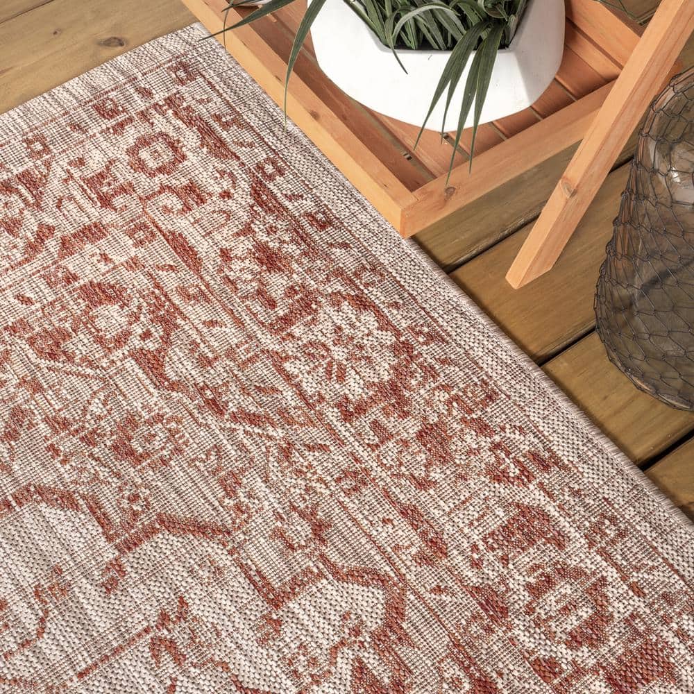 Rozetta Red and Taupe Synthetic Medallion 4' x 6' Area Rug
