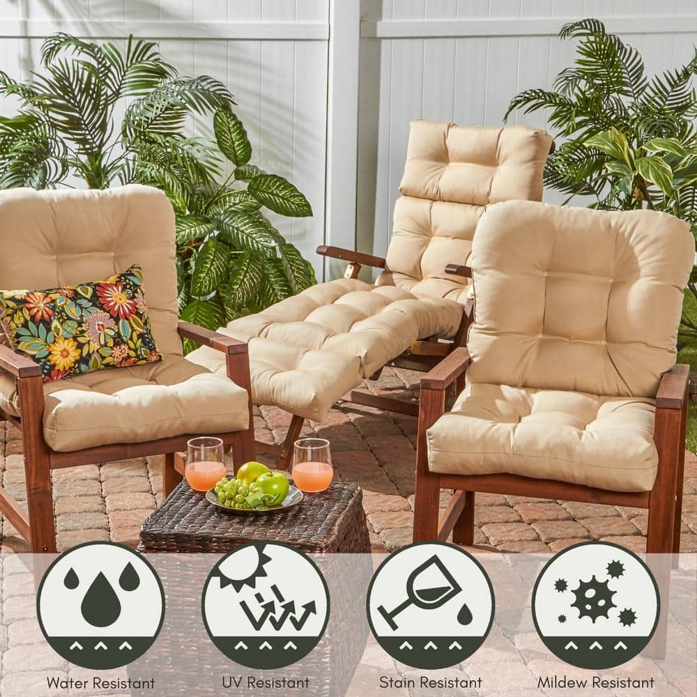 Jungle Floral Rectangular Outdoor Throw Pillows Set