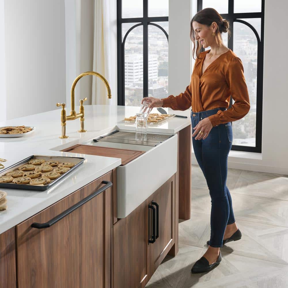 Ruvati 33" White Fireclay Farmhouse Workstation Kitchen Sink