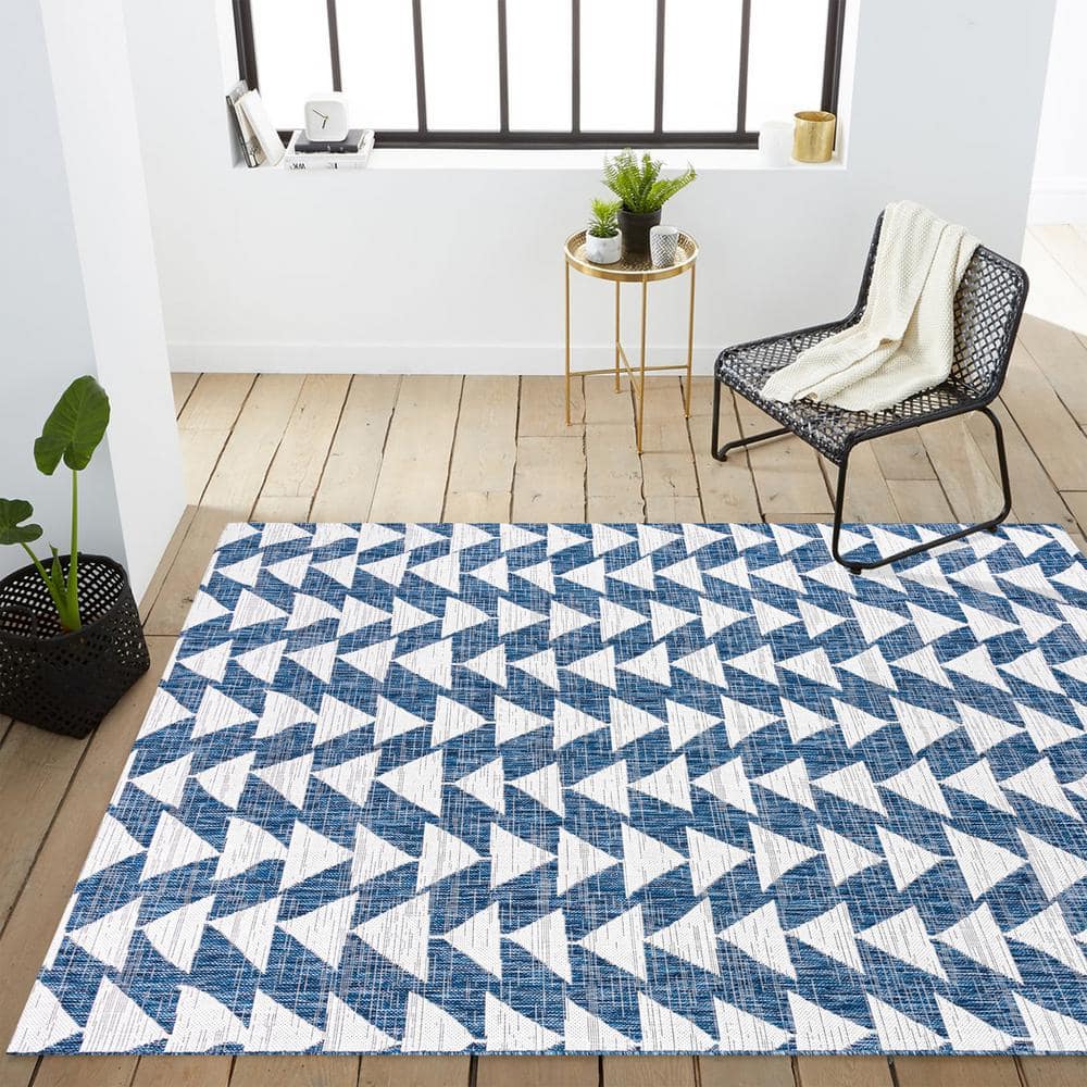 Andratx 8' x 10' Blue Geometric Synthetic Indoor/Outdoor Rug