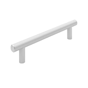 Hearst Collection 5-1/16 in. (128 mm) Modern Aluminum Knurled Cabinet Bar Pull