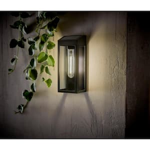 10 Lumen Black LED Weather Resistant Outdoor Solar Wall Light