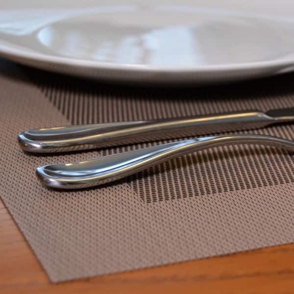 Kraftware EveryTable 18 in. x 12 in. Silver Metallic Woven PVC Placemat (Set of 6)