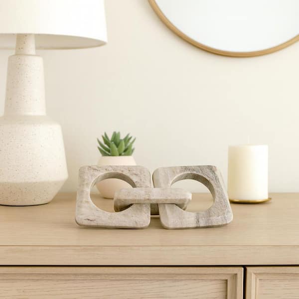 Liv & Skye 11 in. x 1 in. Ivory Stone Marble 3-Link Onyx Chain Sculpture