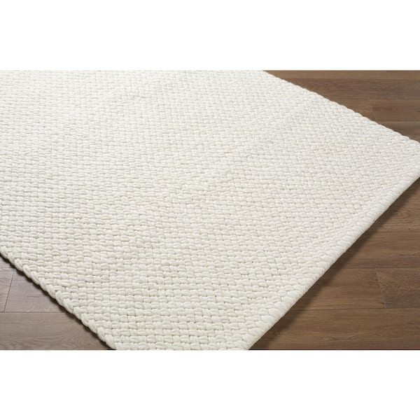 Cloud 19 CLD-2304 5 ft. x 7 ft. Handmade Rug, White