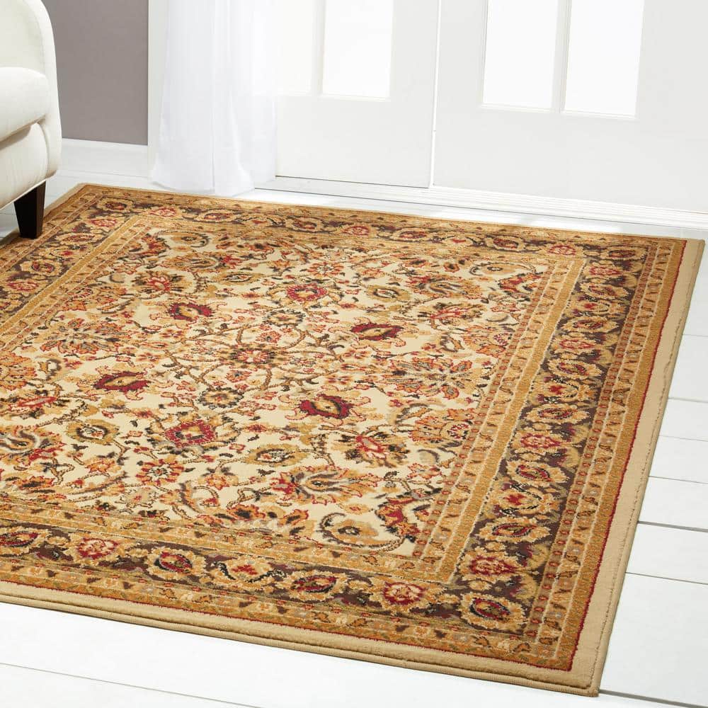 Ivory and Beige Ornate Damask Area Rug, 5'2" x 7'2"