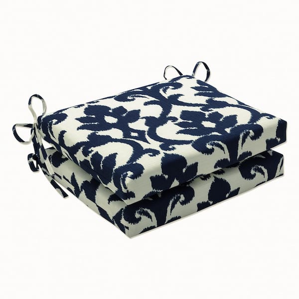 Pillow Perfect 18.5 x 16 Outdoor Dining Chair Cushion in Blue/White (Set of 2)