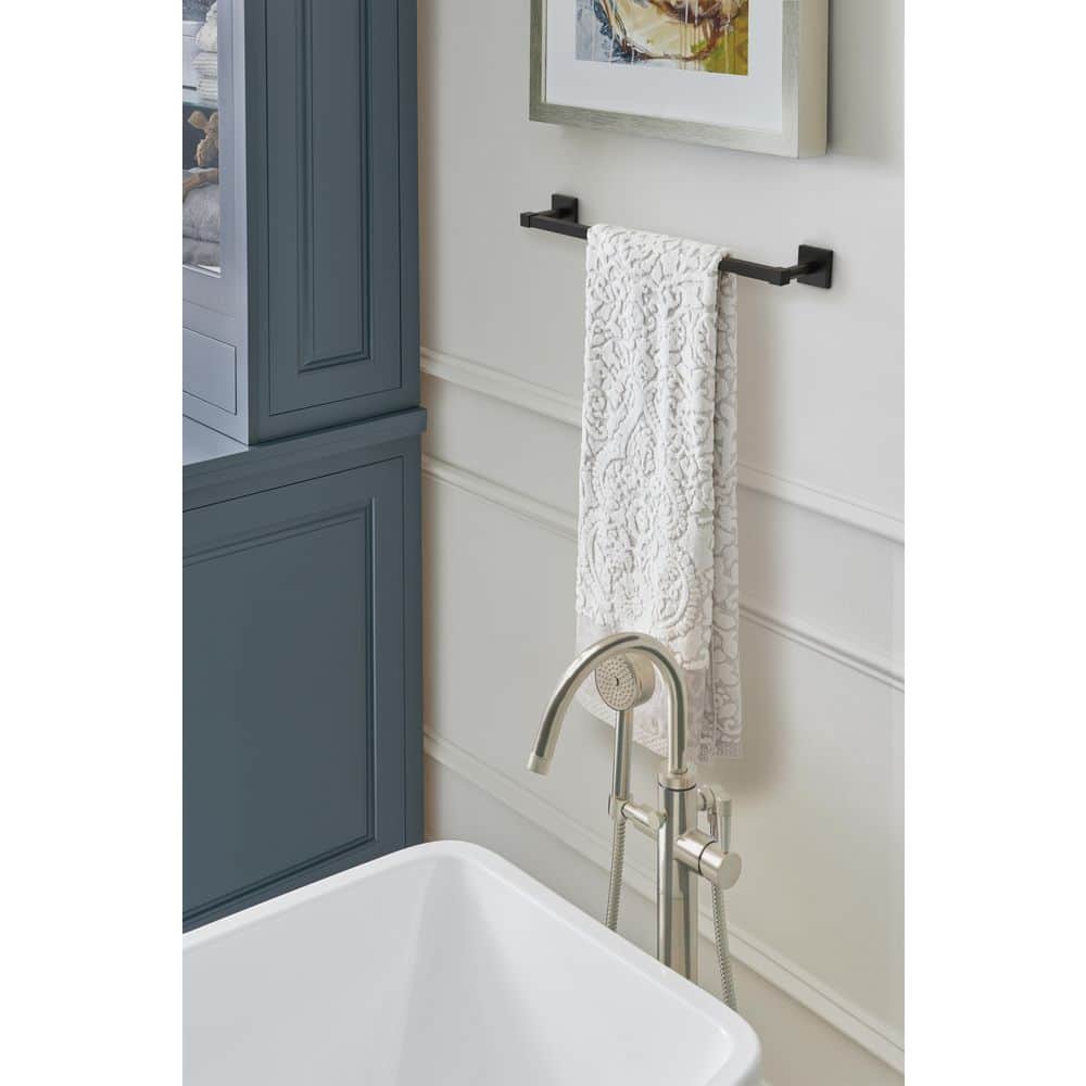 Matte Black 18 Inch Wall Mounted Towel Bar