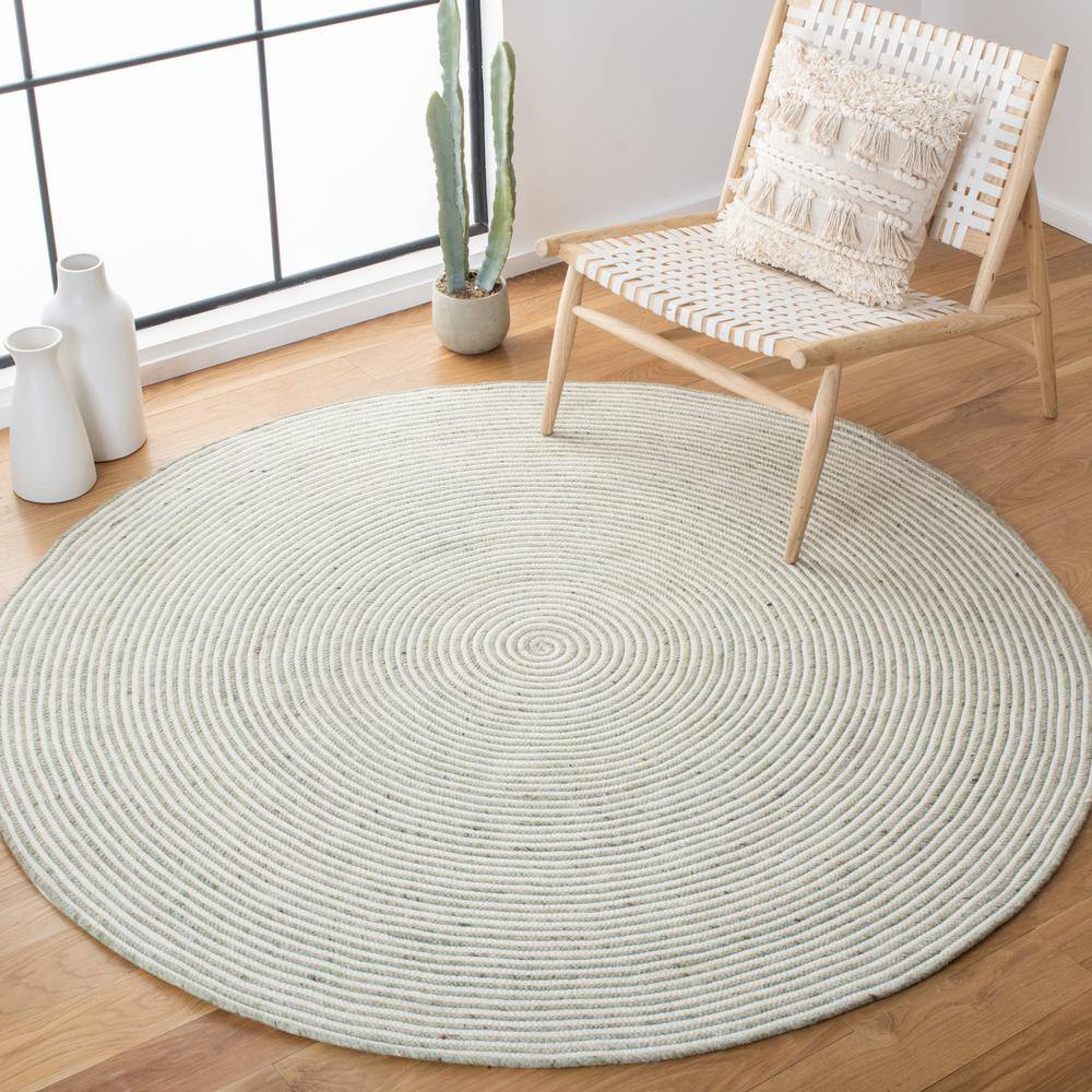 Handmade Ivory and Green Braided Wool Round Rug, 4' x 4'