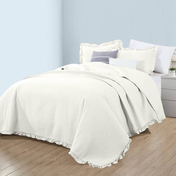 FRESHFOLDS Beige Solid Detailed Full/Queen Microfiber 3-Piece Quilt Set Bedspread