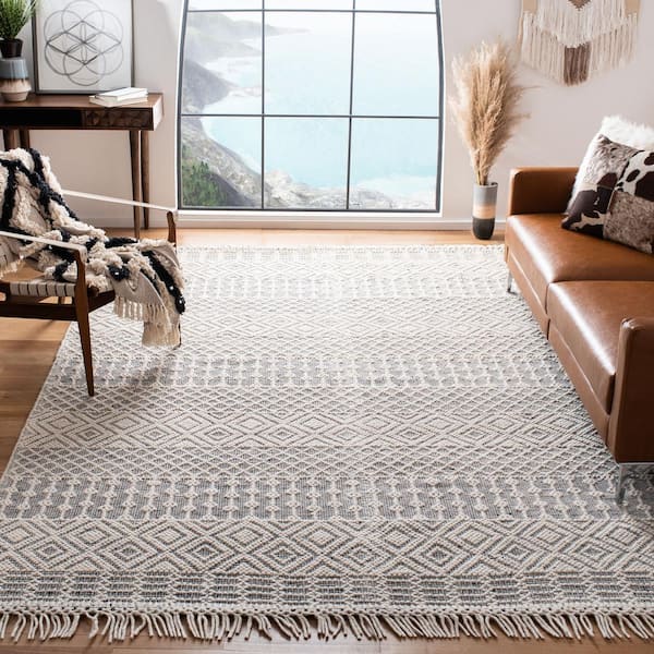 Natura 10 ft. x 14 ft. Ivory/Black Geometric Area Rug