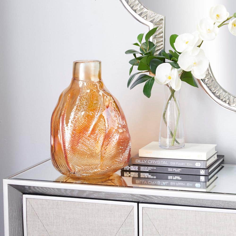 Gold and Clear Glass Table Vase with Bouquet Design