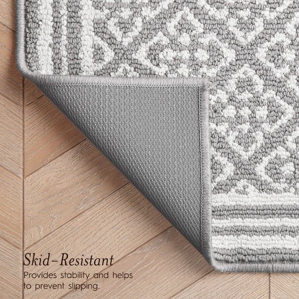 Isla Two-Tone Light Gray/Ivory 2 ft. x 4 ft. Tufted Geometric Polypropylene Area Rug