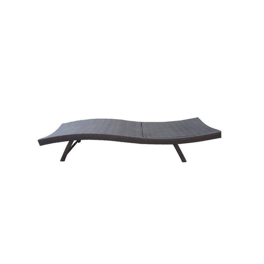 Gray Wicker 2-Person Adjustable Chaise Lounge Set with Side Table