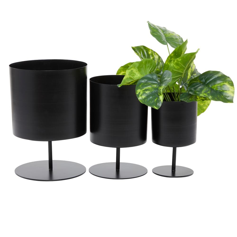 Black Metal Modern Round Planter with Stand, Set of 3