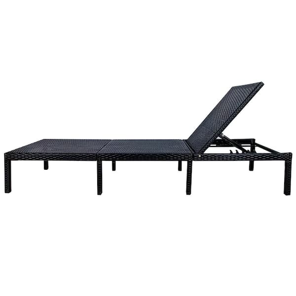 Fonetiek houder boiler Wicker Outdoor Chaise Lounge with Blue Cushions BYY310UMB-1 - The Home Depot